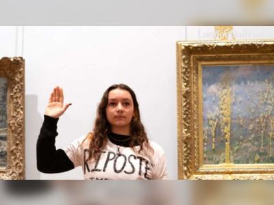 After Mona Lisa, Climate Protesters Throw Soup at Monet Painting