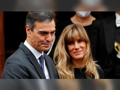 Spanish PM Considering Resignation Amid Wife's Corruption Investigation, Blames Political 'Harassment'